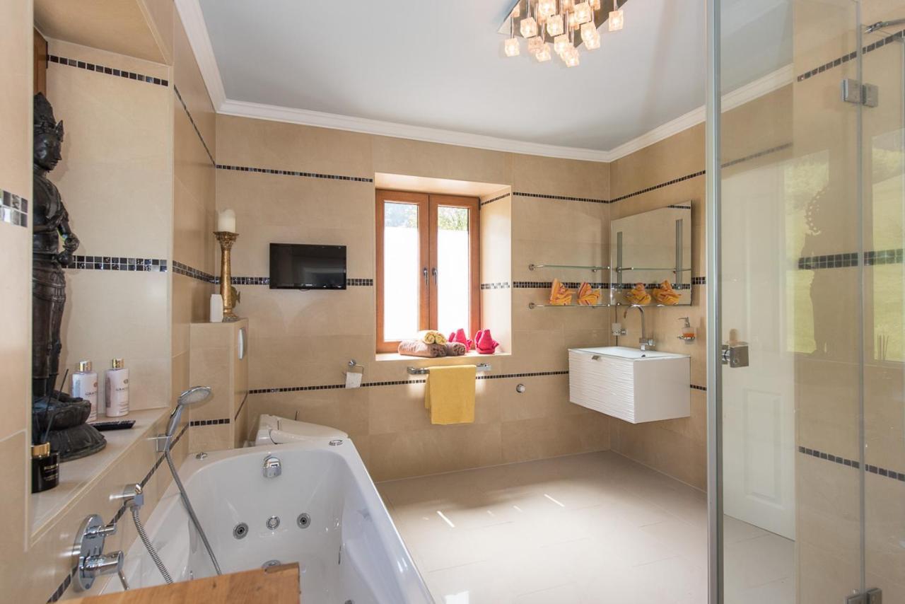 Ferienhaus Kappel Mit Pool Fryburg Bryzgowijski Zewnętrze zdjęcie